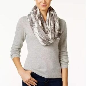 Michael Kors Grey White Abstract Knit Infinity Scarf Logo Pattern Snood